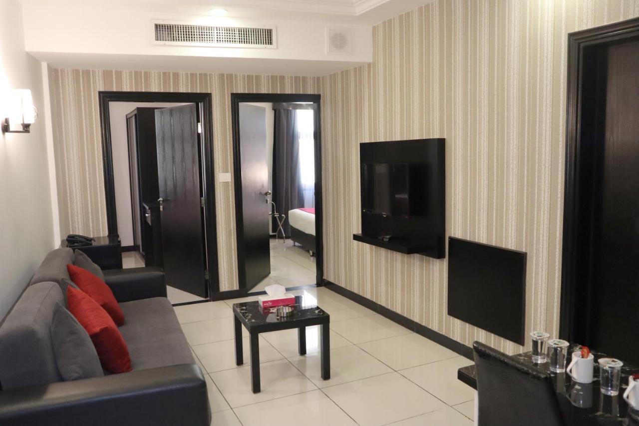 Easy Inn Hotel Suites Амман Екстер'єр фото