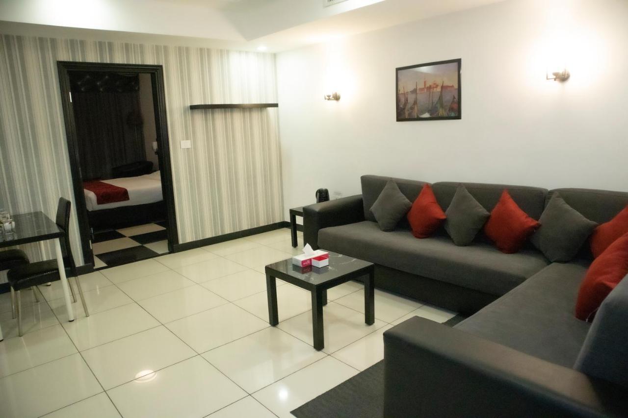 Easy Inn Hotel Suites Амман Екстер'єр фото