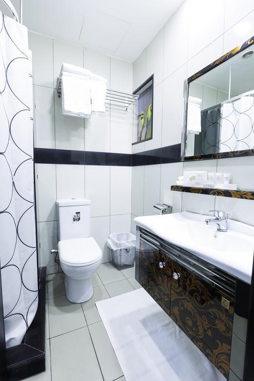 Easy Inn Hotel Suites Амман Екстер'єр фото
